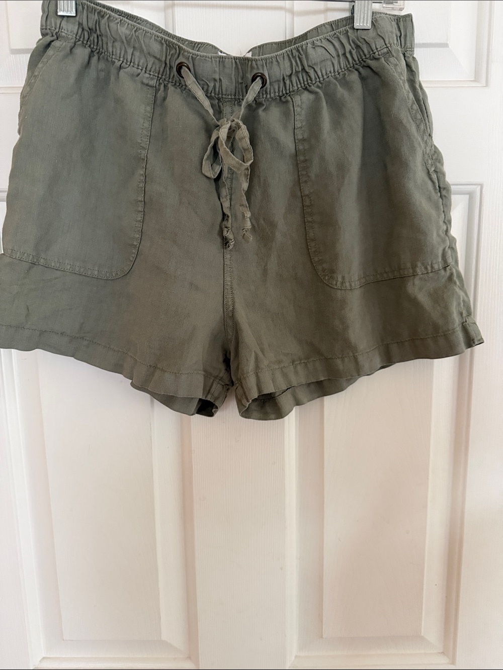 C&C California Olive Green High-Waist Drawstring Shorts